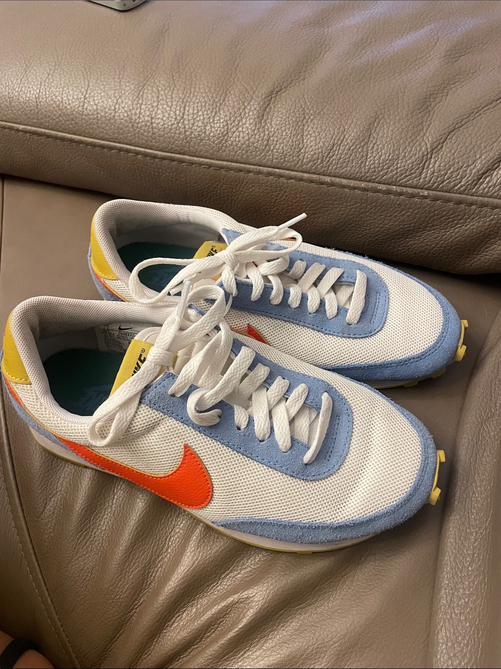 Nike Dayglo vintage Low-Top Sneakers CLEAN Sz 6.5 women’s
